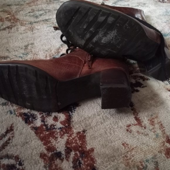 Vintage Naturalizer Brown Lace-Up Boots - Picture 9 of 9